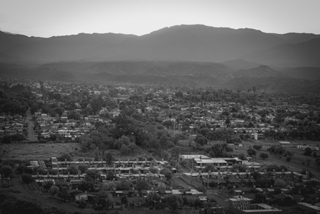 Blanco y negro -13 Mediano